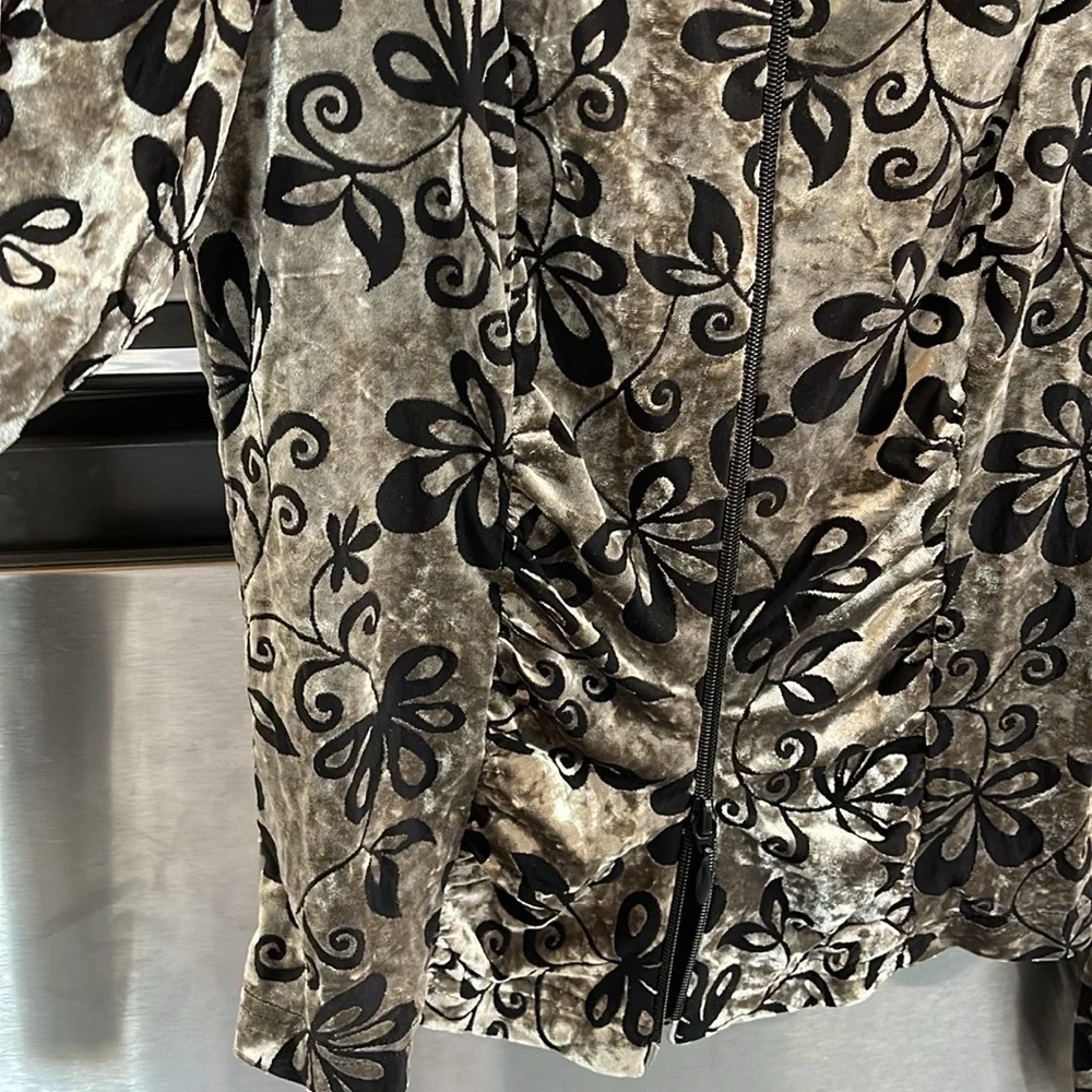 Velvet‎ Burnout Joseph Ribkoff Women's Floral Zip-Up Jacket Sz 10 Black & Silver